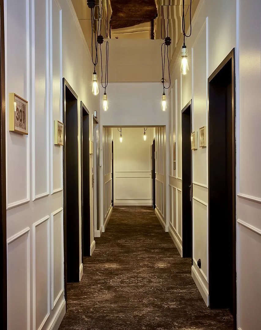 Sir Savigny Hotel, Part Of Sircle Collection Berlin 4*,